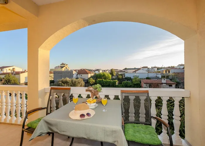 Sima شقة باكوشتاني