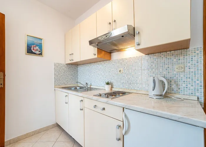 Sima شقة باكوشتاني