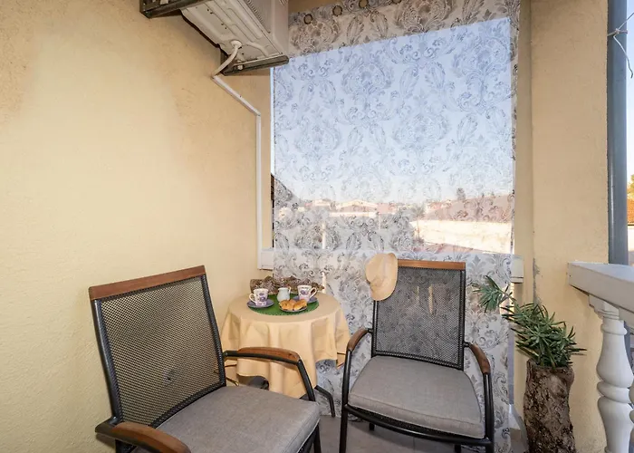 Sima شقة باكوشتاني